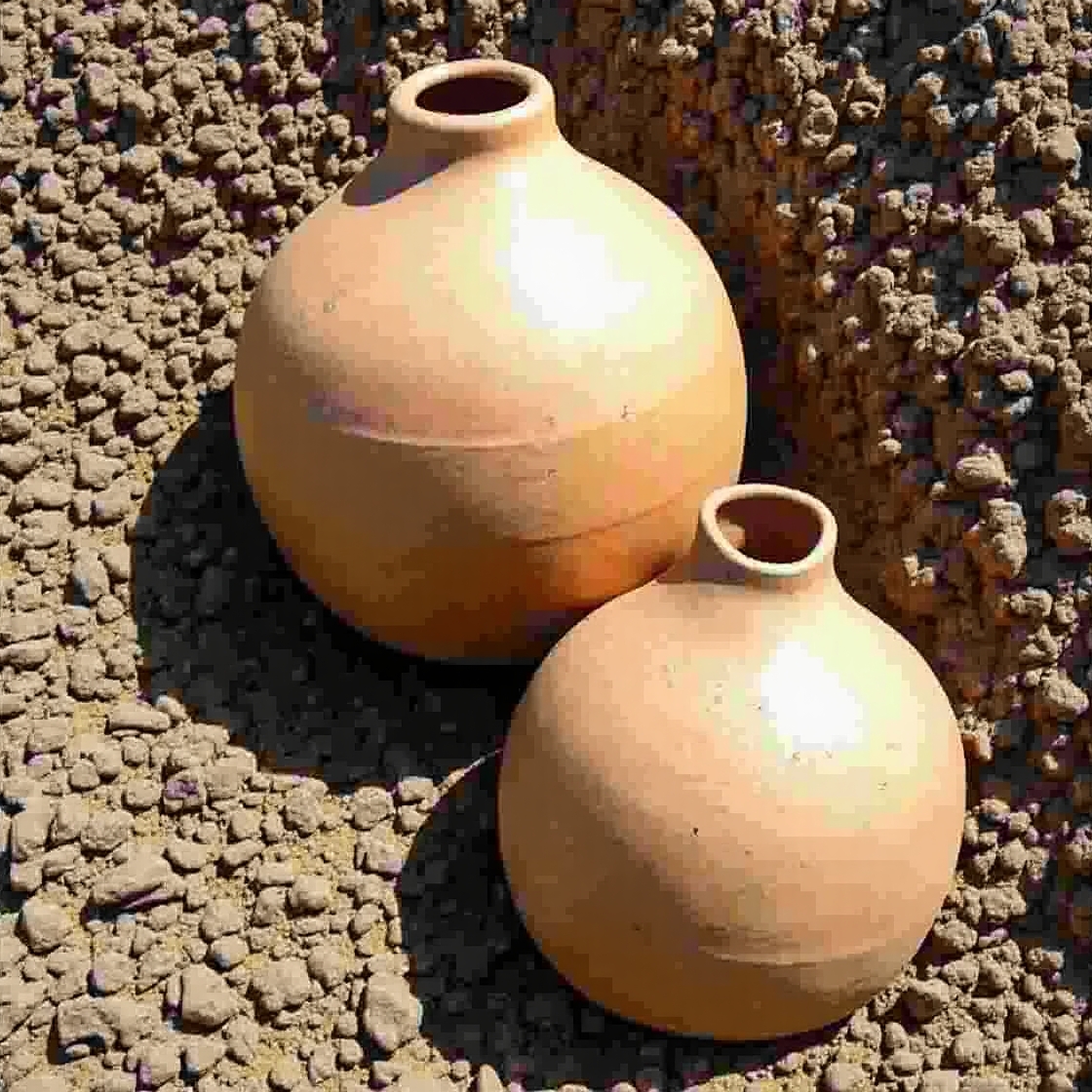 Flux_Dev_les_ollas_en_terre_cuite_Il_sagit_de_potsenfouis_dots_2 Flux_Dev_les_ollas_en_terre_cuite_Il_sagit_de_potsenfouis_dots_2